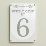 Elegáns olajágas házszámtábla egyedi utcanévvel és házszámmal